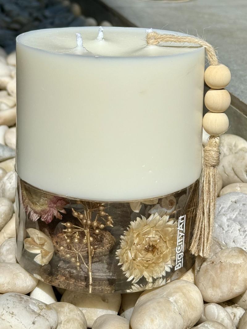 001 Big Soy Candle with Dried Flowers in Epoxy – Designed on Koh Samui