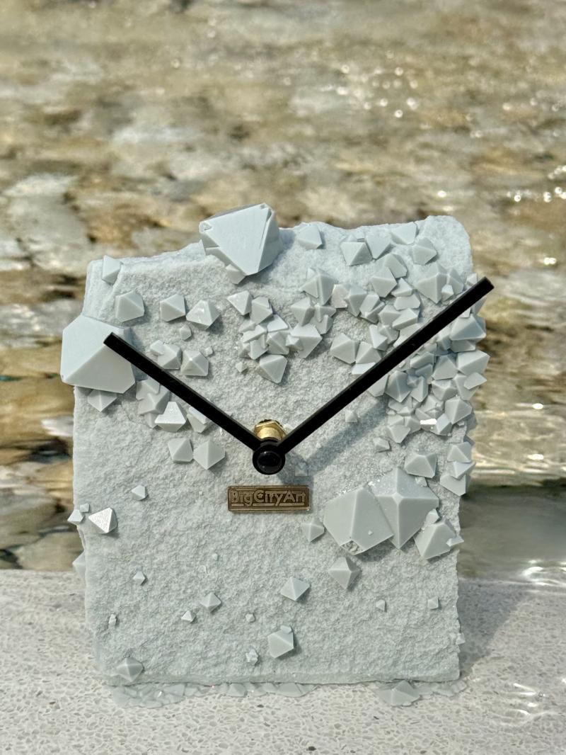 100 Epoxy resin table clock