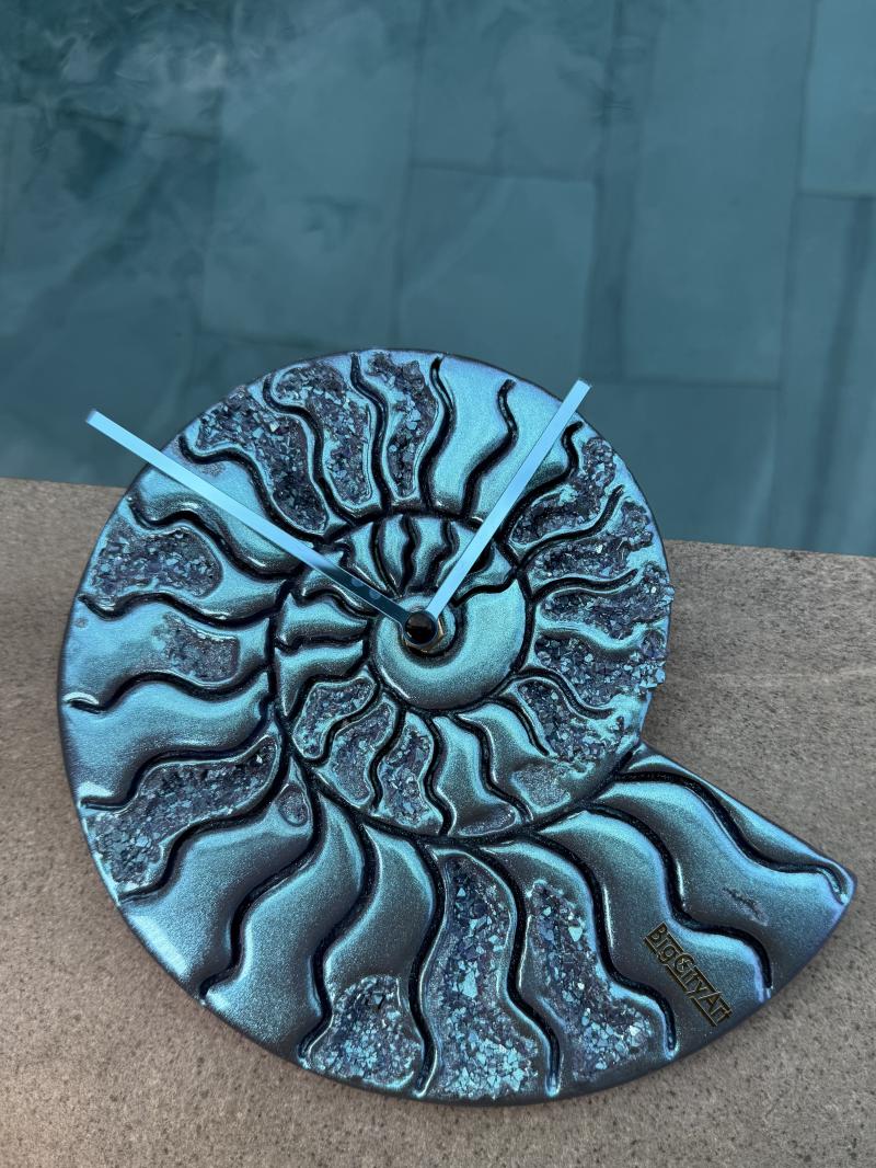 114 Epoxy resin wall clock