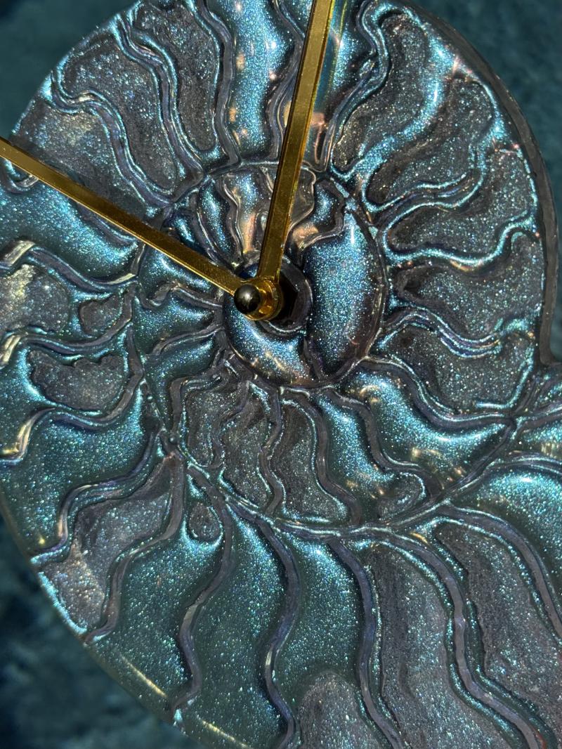 115 Epoxy resin wall clock