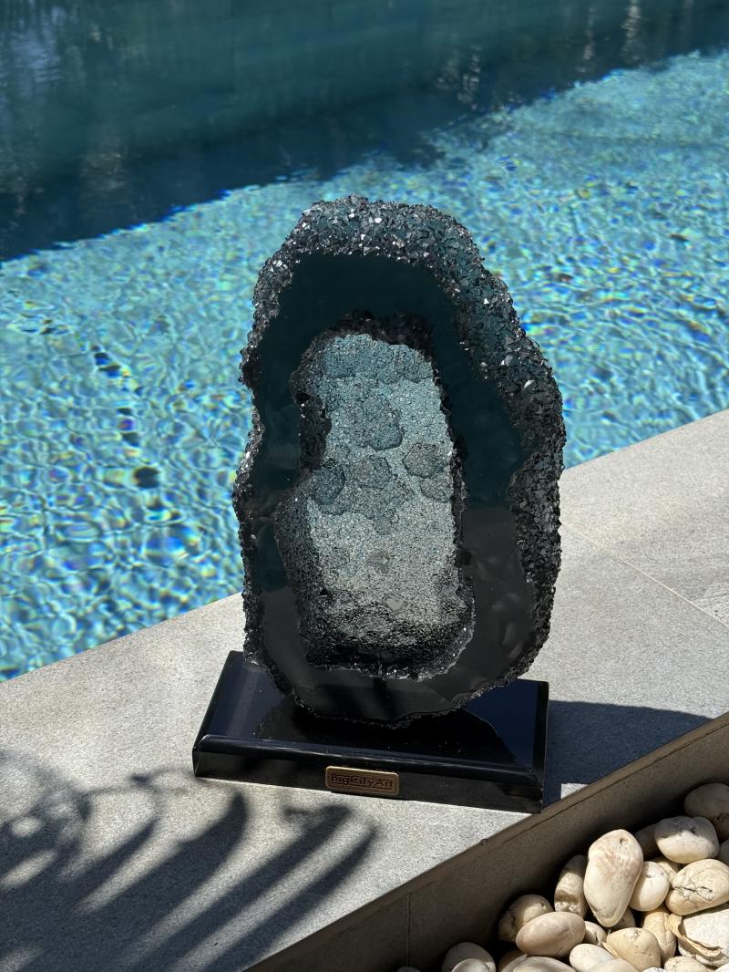 122 Big crystal epoxy art
