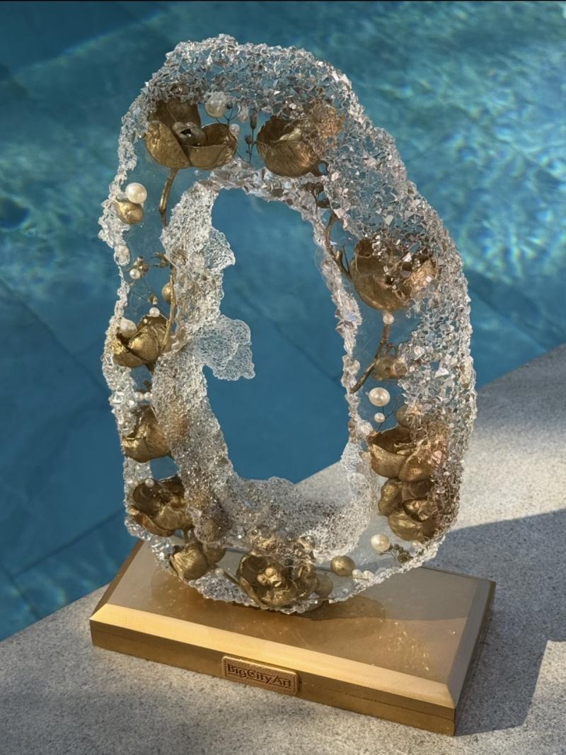 146 Epoxy resin art