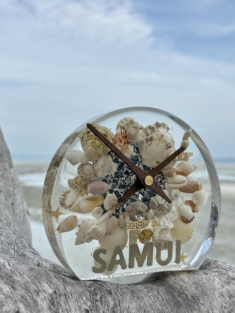 149 Table clock